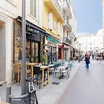 L'albion Yourhosthelper * Cannes
