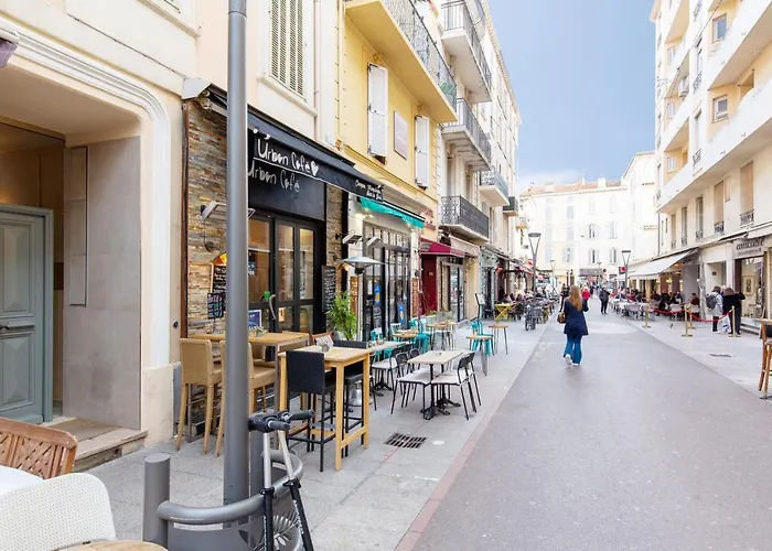 L'albion Yourhosthelper * Cannes