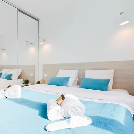 L'albion Yourhosthelper *